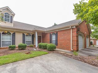 1696 Burnt Oak Dr, Dalton, GA 30721