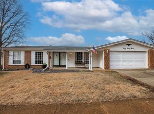 5037 Kerth Rd, Saint Louis, MO 63128