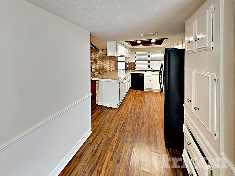 16259 Hollow Wood Dr — Photo 8