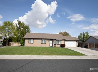 1401 S Hamilton Rd, Moses Lake, WA 98837