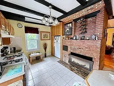 2 bed, $2,500 — Photo 2