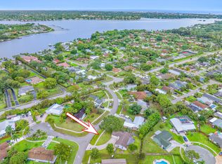 707 Greenwood Dr, Jupiter, FL 33458