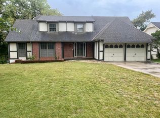 9001 W 104th St, Overland Park, KS 66212
