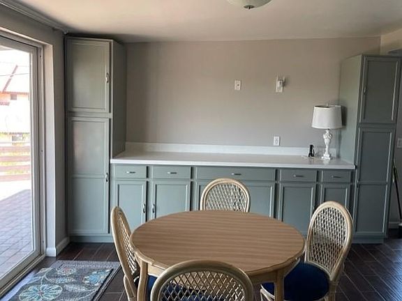 5th image of 9015 N 15th Pl