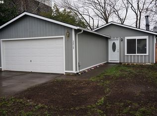 2419 N Russet St, Portland, OR 97217
