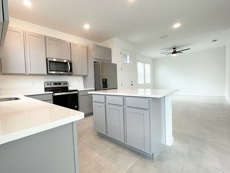 734 Spring Palms Loop — Photo 6