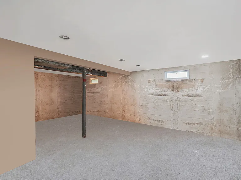 2 Spencer St — Photo 20