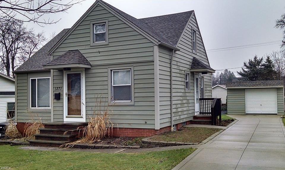 1st image of 1271 Iroquois Ave