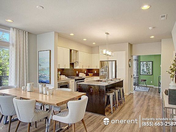 5th image of 13933 NE 15th Ct