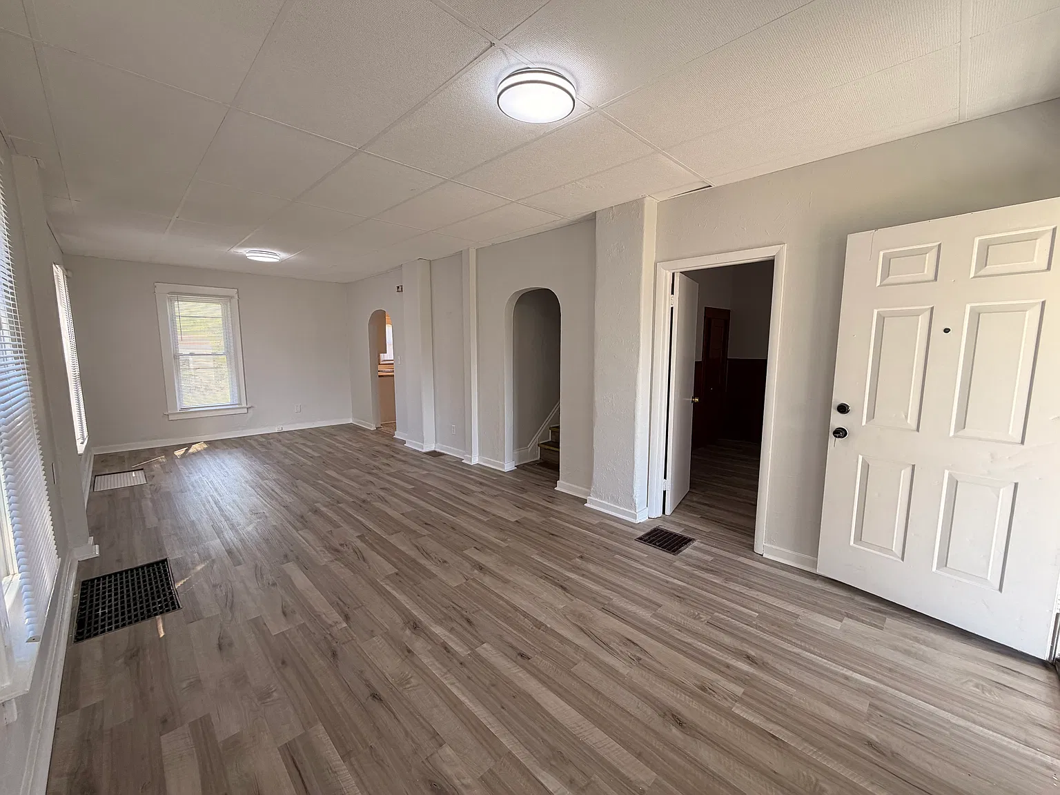 4 bed, 1275 sqft, $1,350 — Photo 3