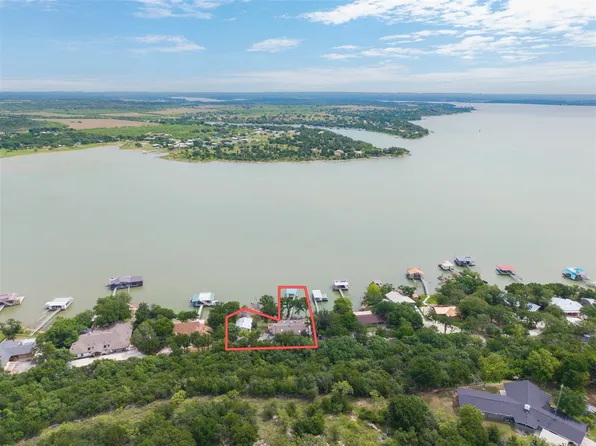 420 Lakeside Dr, Brownwood, TX 76801