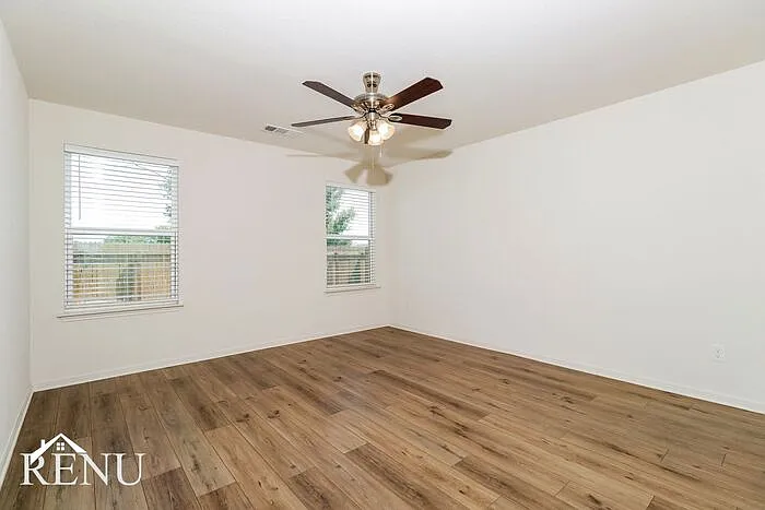 329 Sunnymeade Ln — Photo 10