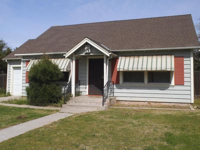 5533 E Kings Canyon Rd, Fresno, CA, 93727