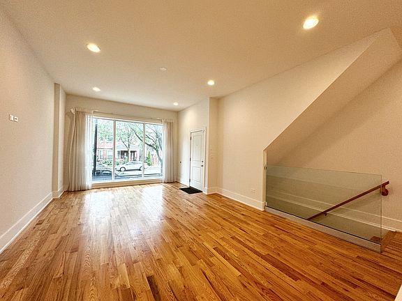 5th image of 3116 N Central Park Ave #1