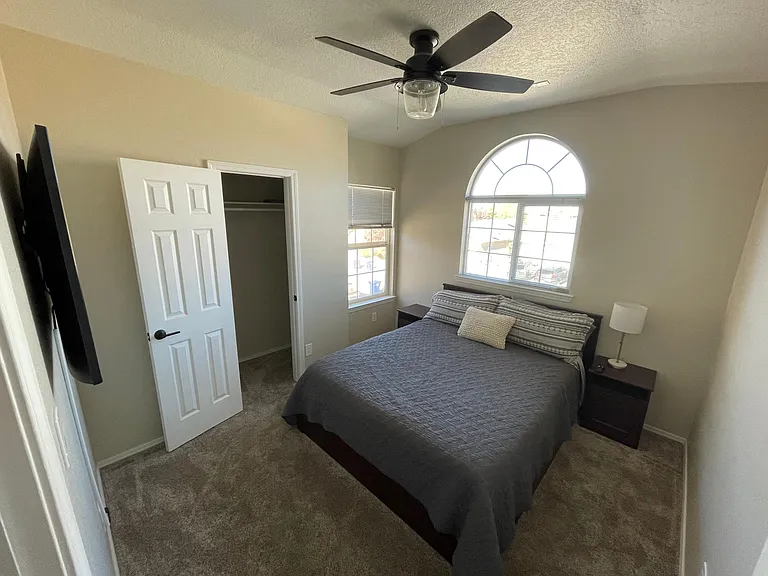7320 Peregrine Rd NE — Photo 24