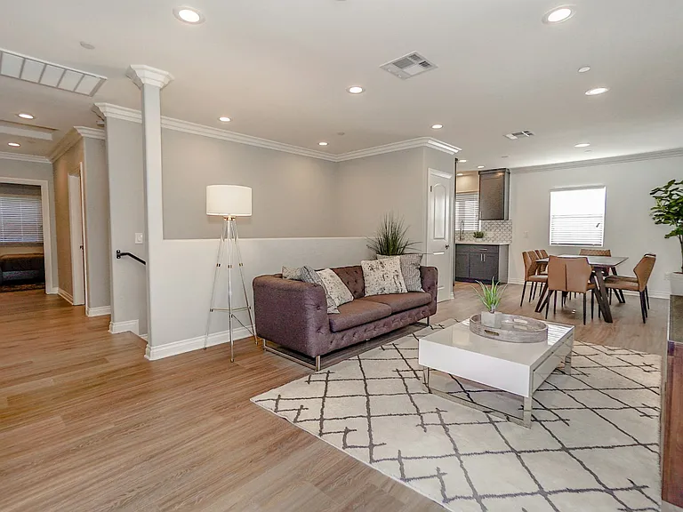 4508 Esmeralda St #1/2 — Photo 3