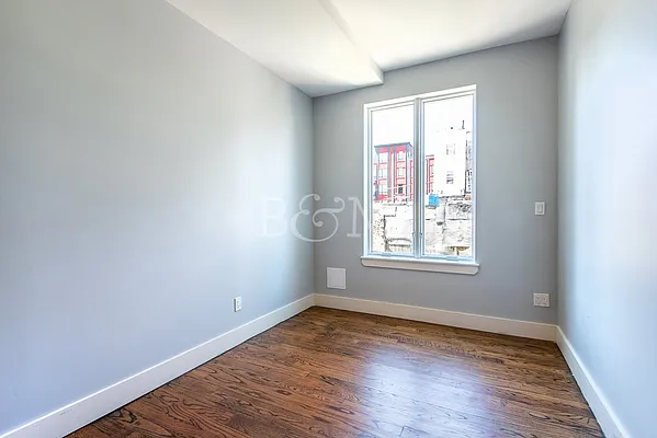 Rented by Rennit Inc. | media 30