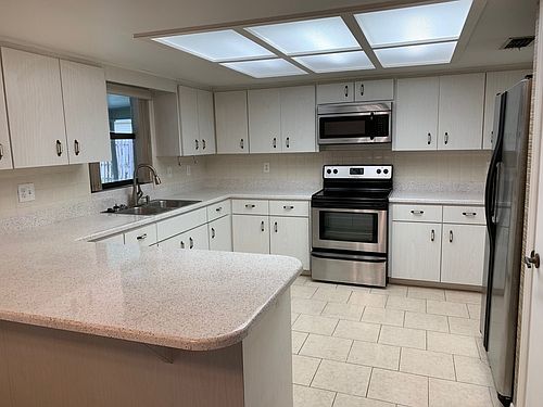 3rd image of 2311 Cleveland Heights Blvd