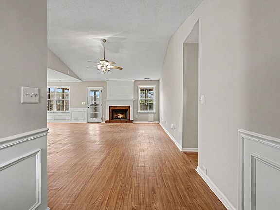 4th image of 501 Bellmeade Bay Dr