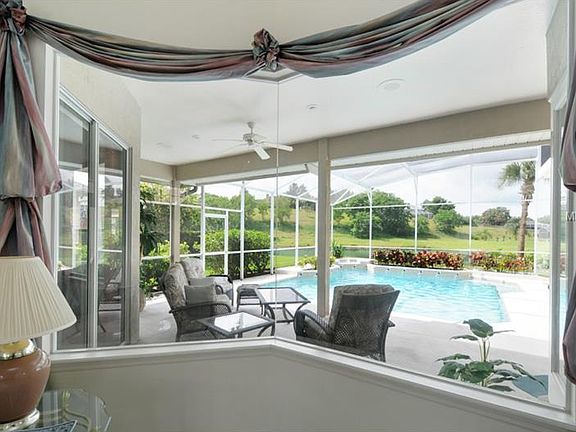 3rd image of 8067 Canyon Lake Cir