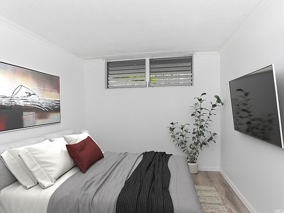 3rd image of 1717 Ala Wai Blvd APT 303