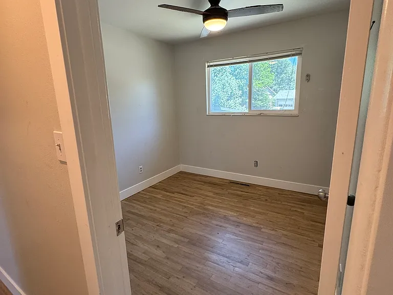 914 Querida Dr — Photo 12