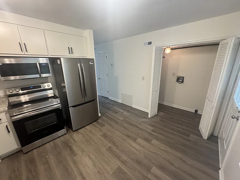 1247 Wenlon Dr — Photo 4