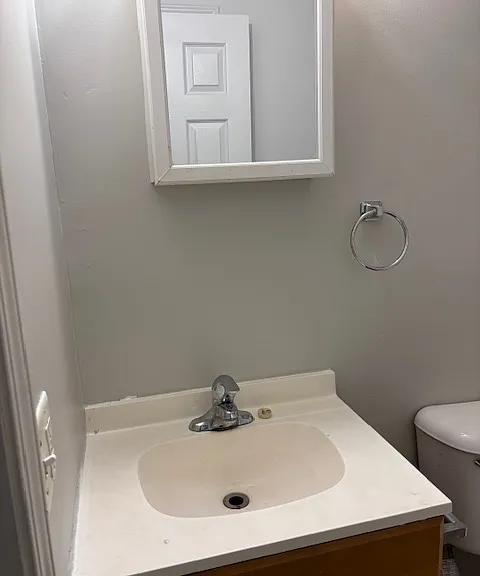 1750 Normandy Dr #4 — Photo 8