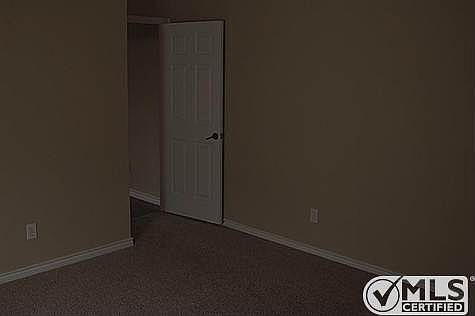 3rd image of 502 Dartmoor Dr