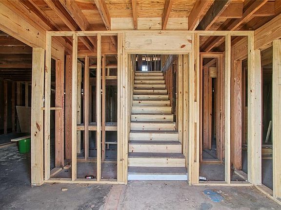 3rd image of 13635 N Nemours St