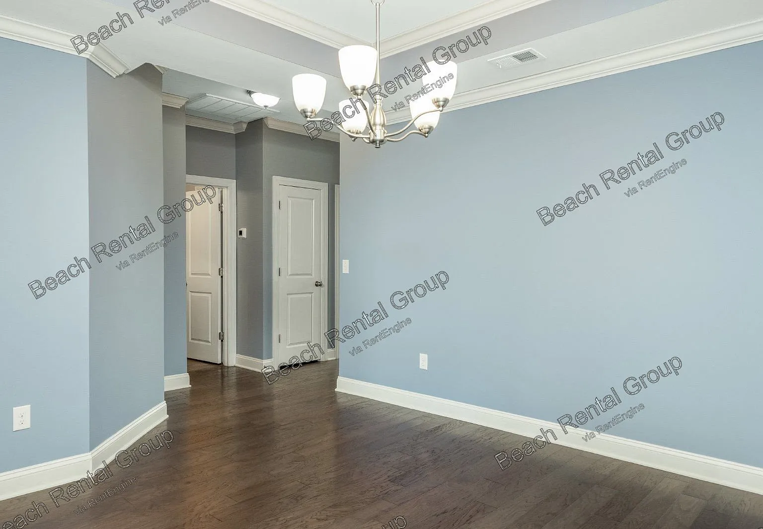 3 bed, 3.0 bath, 1900 sqft, $2,295 — Photo 4