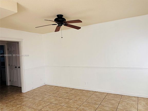 4th image of 22 SE 3rd Ter APT 18