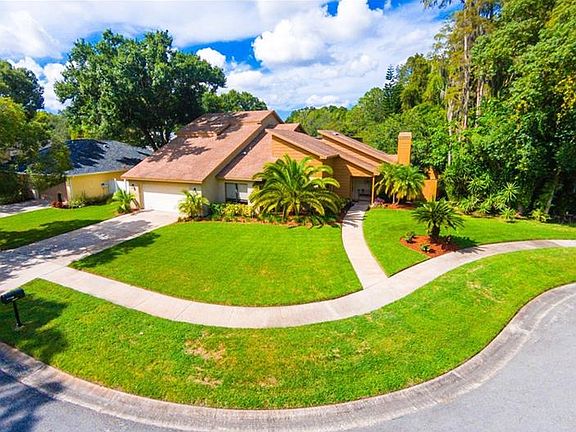 2nd image of 12106 Cypress Hollow Pl