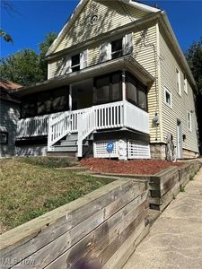 27 E Emerling Ave, Akron, OH, 44301