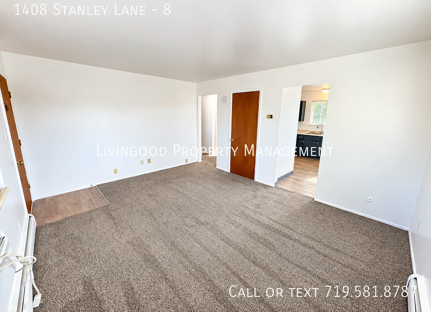 Colonial Manor — Photo 4