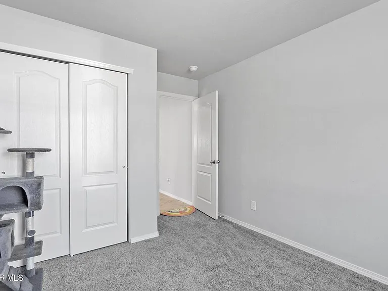 3917 Desert Dunes Dr — Photo 19
