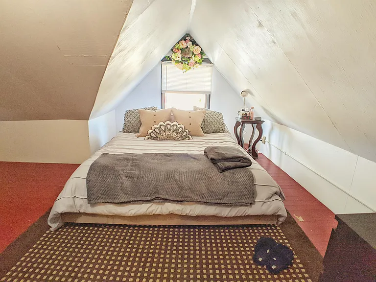 457 SW Washington Ave #7 — Photo 12