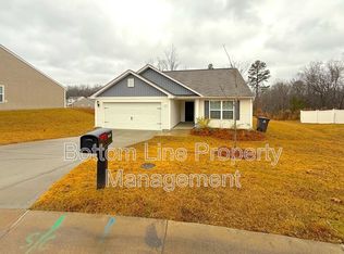3654 Fallen Tree Dr, Winston Salem, NC 27107