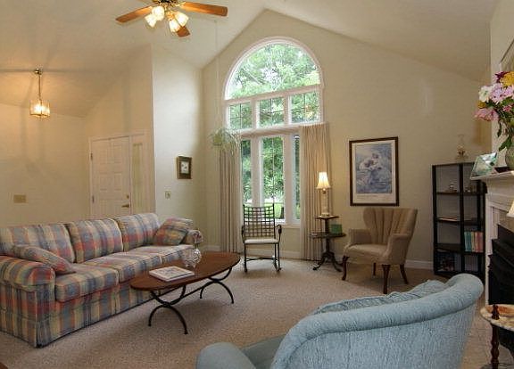 4th image of 2498 Isaac Ln