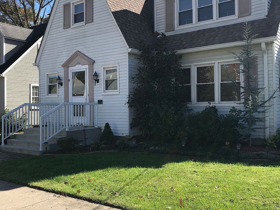 1st image of 107 Billups Dr