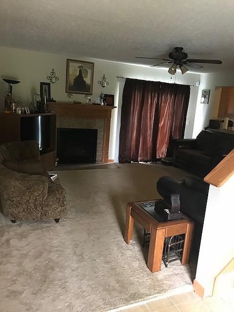 2nd image of 3662 Parker Knoll Ln