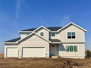 20702 Emerald St, Spring Hill, KS 66083