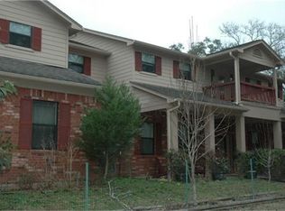 17914 Oak Bayou Rd, Damon, TX 77430