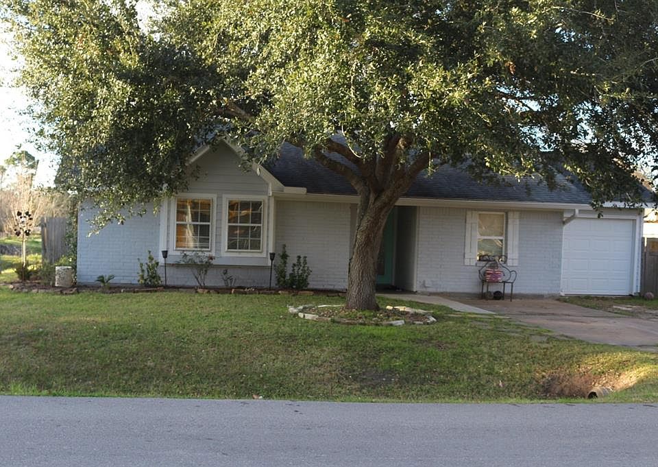 1st image of 3526 Schroeder Ave