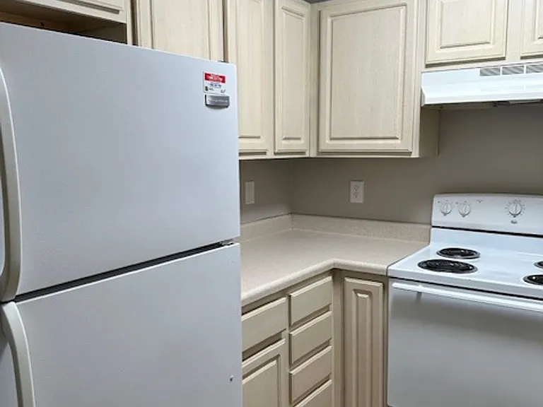 2506 McKinley Rd — Photo 9