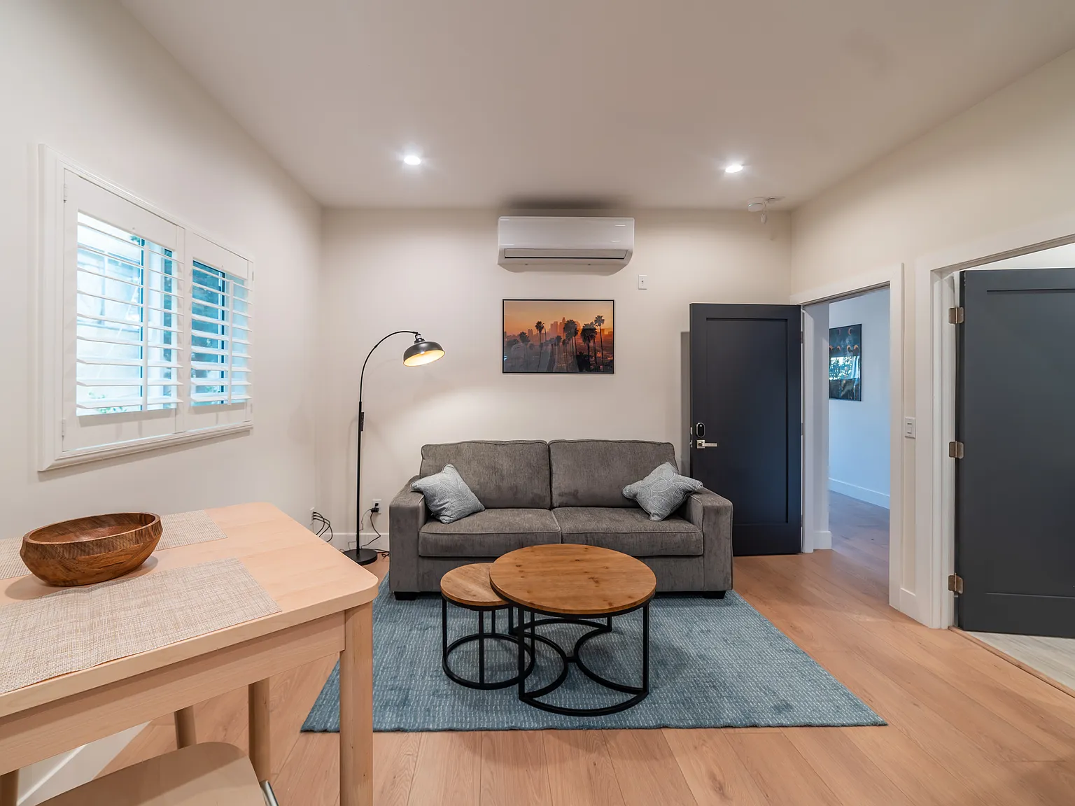 1 bed, 390 sqft, $2,300 — Photo 3