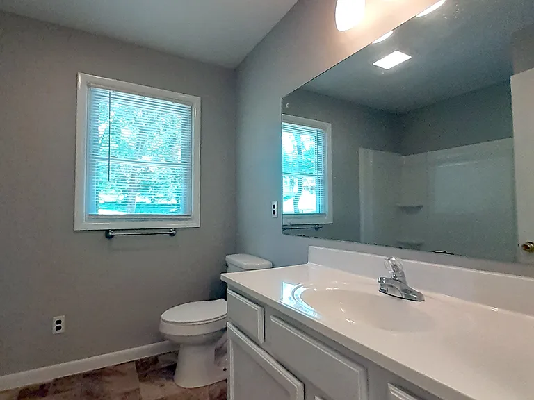 707 S McCrary St — Photo 10