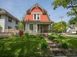 1646 3rd Ave SE, Cedar Rapids, IA 52403