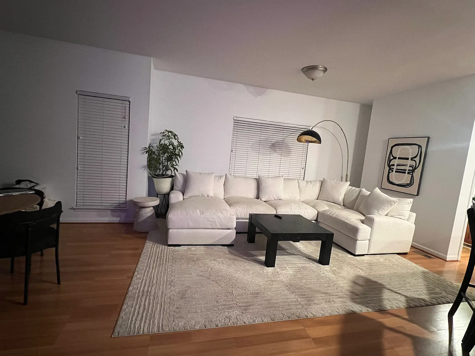 3 bed, 2.5 bath, 1642 sqft, $2,600 — Photo 3