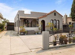 5914 S Van Ness Ave, Los Angeles, CA 90047